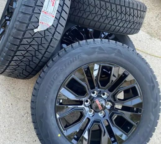 
								2019-2024 Chevy GMC Denali rims and Bridgestone Blizzak Winters full									