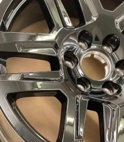 
								20” GM Accessory Wheels full									