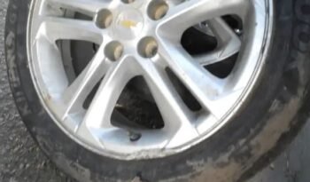 
										Cheve Cruse Aluminum set of 4 Tires and Rims all season full									