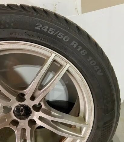 
								Excellent shape Winter tires full									