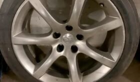 18″ Infiniti rims with tires