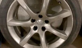 
										18″ Infiniti rims with tires full									
