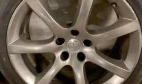 18″ Infiniti rims with tires