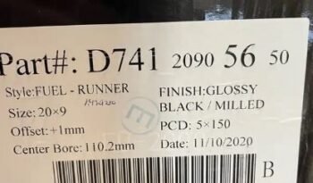 
										Toyota tundra fuel runner 20×9 New full									