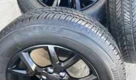 All Season 2014-2023 Jeep Cherokee 17inch rims and tires