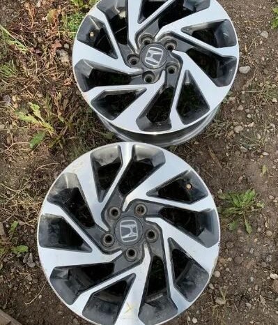 
								16×7 OEM 2016 Honda civic wheels full									