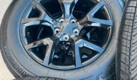 All Season 2014-2023 Jeep Cherokee 17inch rims and tires