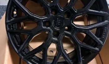 
										BRAND NEW Rims full									