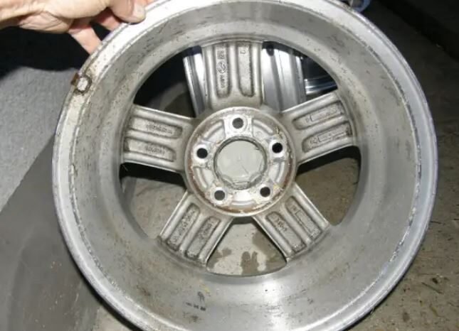 
								16″ chev/GM aluminum mag rims full									