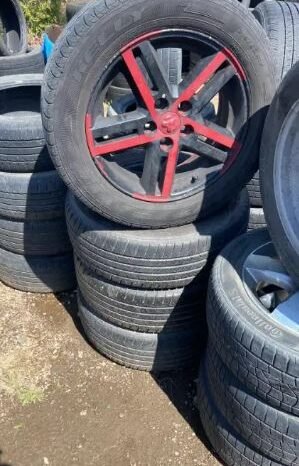 
								KELLY EDGE A/S 215/60 R17 full									