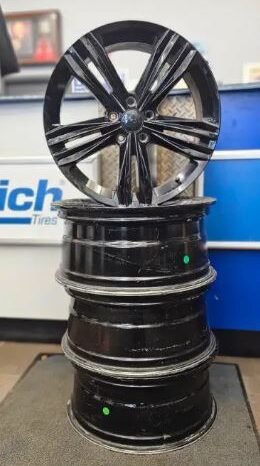 
								18″ Black 5 spoke replika wheel (5x112mm) bolt pattern full									