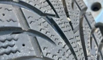 
										Jeep rims 5×114.3 with 3 winter tire full									