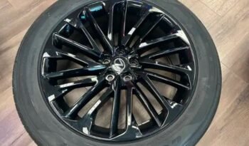 
										2024 New R261 Lexus Rims and all season tires full									