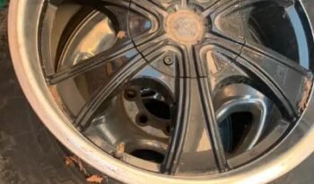 
										Universal Rima 17″ full									