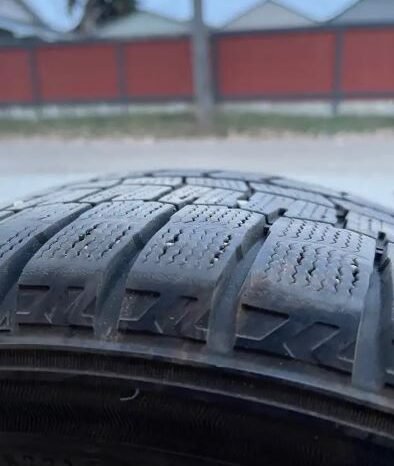 
								Winter Tires 245/40R18 full									