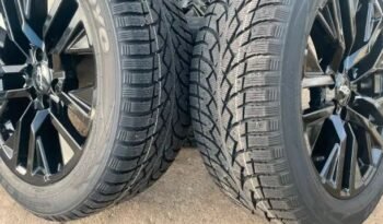 
										2022 GMC Chevy Toyo winter Package full									