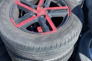 
										KELLY EDGE A/S 215/60 R17 full									