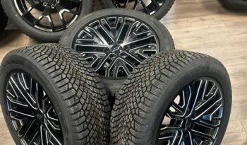 
										2024 GMC Denali 1500 rims Continental ICECONTACT XTRM CD STUDDED Winter full									