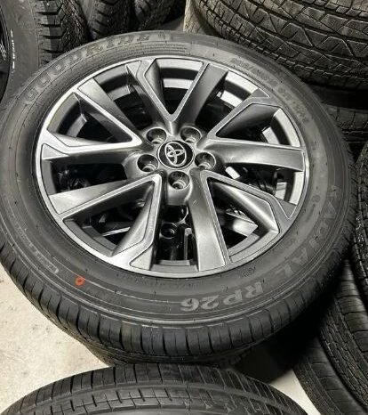 
								2023 Toyota Corolla rims and all season tires full									