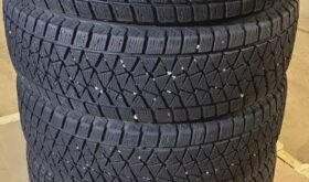 225 70 16, Bridgestone winter tires, 80% tread remaining