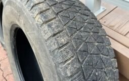 2 Bridgestone blizzak p265/65R18