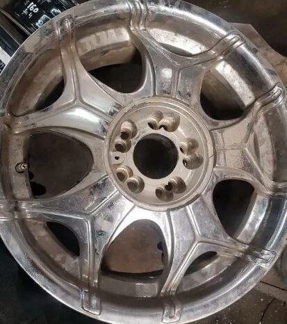 
								18′ CHROME ALUMINUM Rims DOUBLE BOLT PATTERN full									