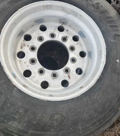
								Super Single Semi Tires full									