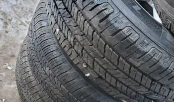 
										235/70r16 ford escape like new all season tires & rims full									