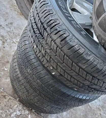 
								235/70r16 ford escape like new all season tires & rims full									