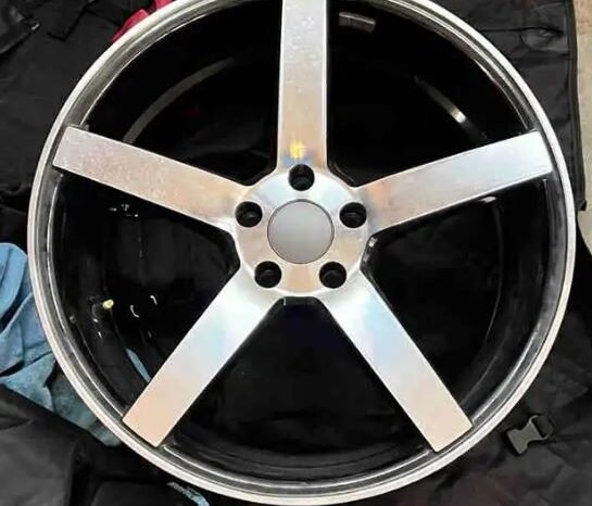 
								20 inch rims full									