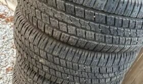 GoodYear Wrangler S-RA (275/60R20) all season tires