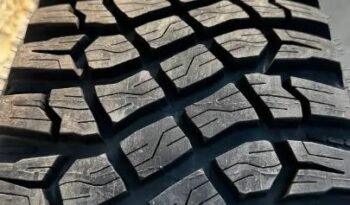 
										2023 Ford Bronco Goodyear Territory – LT315/70R17 take off tires full									