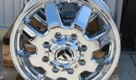 17×6.5 Fuel Maverick D536 Chrome Dually Wheels