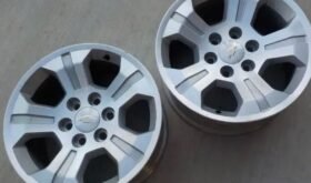 2019 Chevy 1500 alum. OEM 18″x 6 bolt x 5 spoke rims