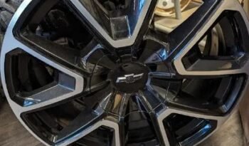 
										22″ stock 2021 Chevrolet Tahoe wheels full									