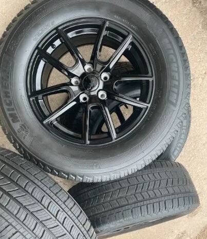 
								J5. New 2015-2022 Jeep Grand Cherokee SPYDER MONKEY rims and all full									