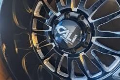 BRAND NEW Cali Rims gloss black and milled