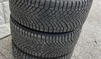 
										275/40/22 Continental Ice Contact Winters full									