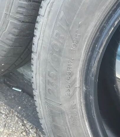 
								235/60R17 Michelin Premier LTX full									