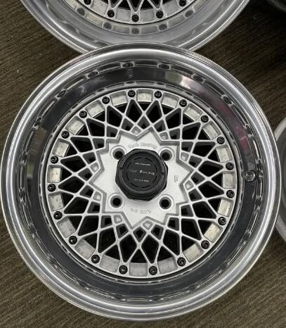 
								Volk Racing Mesh 4×114.3 full									