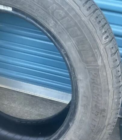 
								235/60R17 Michelin Premier LTX full									