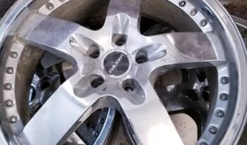 
										3 – FALKEN 20″ × 8.5JJ RIMS full									