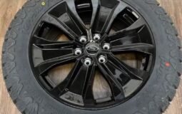 275/55/20 All weather tires on rims Ford F-150