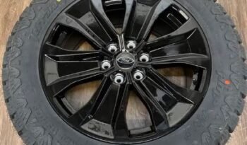 
										275/55/20 All weather tires on rims Ford F-150 full									