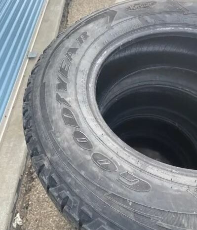 
								LT275/70R18 Goodbye Wrangler full									