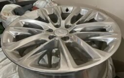 Escalade 2016 OEM rims