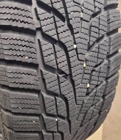 
								205 55 16 Radar Winter tires, in great condition full									