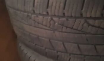 
										4 Goodyear 215/60r17 full									