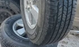 235/70r16 ford escape like new all season tires & rims