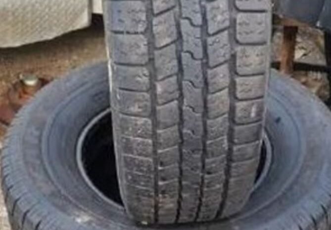 Tire Goodyear 265/70/R17